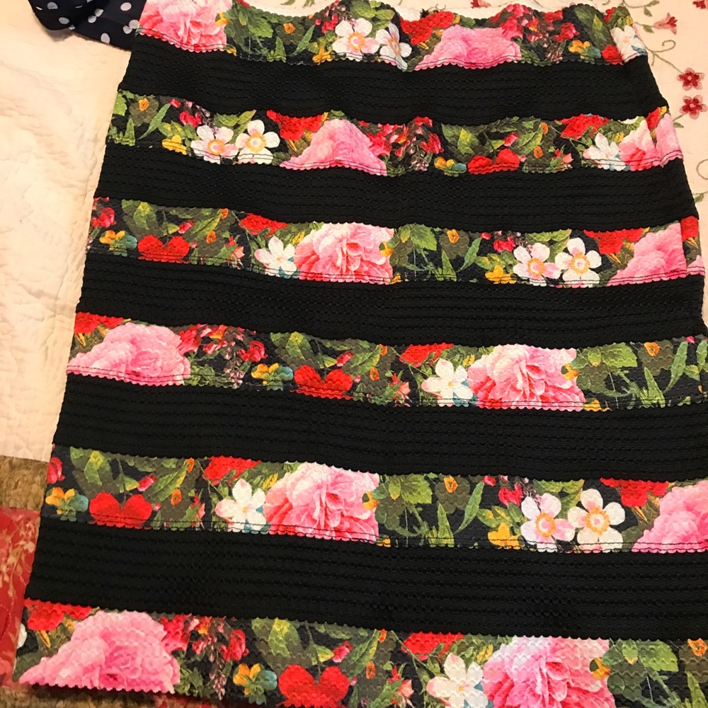 New York and Co skirt